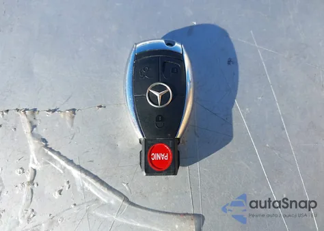 2009 Mercedes-Benz E 350 from USA, damaged, VIN WDBUF56X89B425872